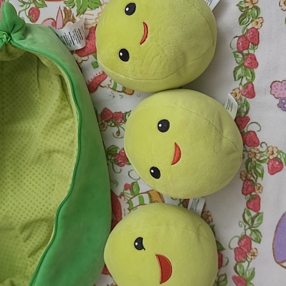 Disney Toy Story Three Peas In A Pod Plush - Picture 2 of 5